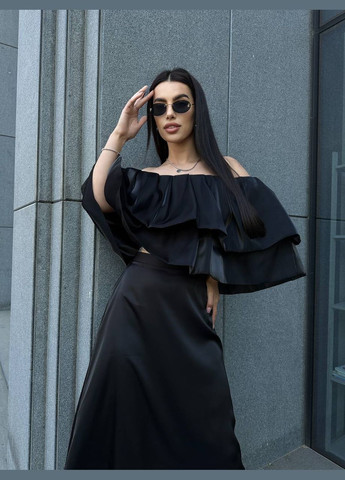 Жіночий топ з відкритими плечима та об'ємними воланами MonCher (331605815)