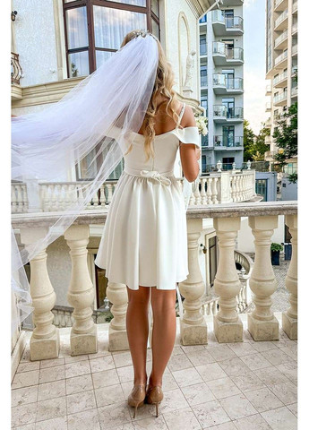 Молочна коктейльна сукня відкриті плечі 24045 молочна Tanita-Romario