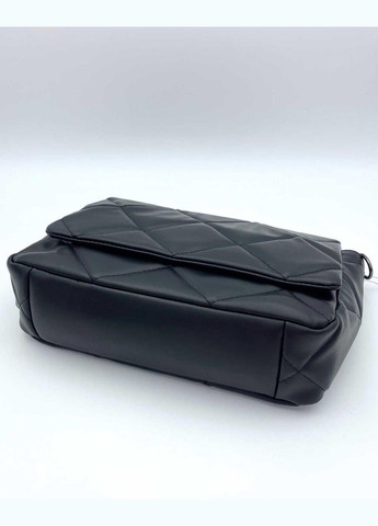 Женская черная сумка кросс-боди на магните «Керри» геометрично стеганая экокожа WeLassie (298570160)