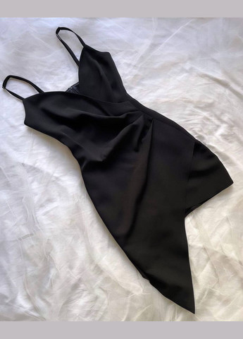 Черное вечернее ассиметричное платье вечернее Adelante однотонное