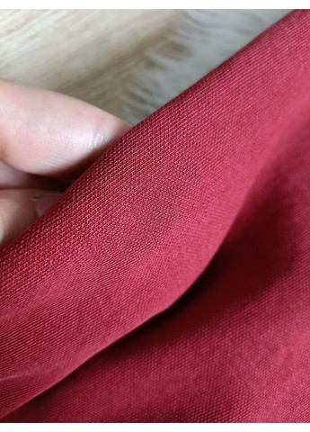 Бордовое вареное интерлочное платье с пояском Zara