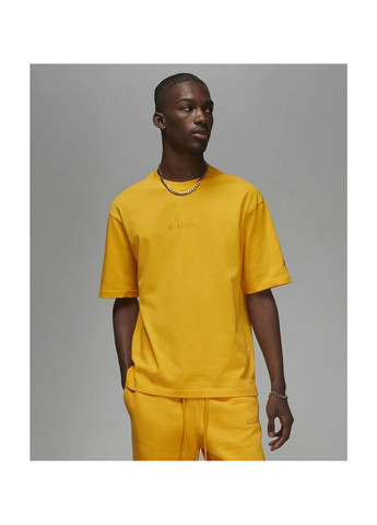 Жовта футболка чоловіча wordmark tee yellow Air Jordan
