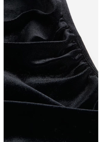 Черное платье H&M однотонное