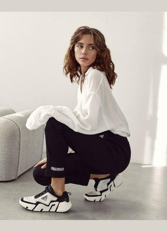 Женские брюки чёрные в стиле спорт MKJL1134-1 Modna KAZKA (336934038)