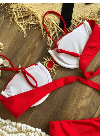 Красный летний женский летний откровенный яркий купальник черный. No Brand