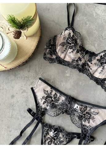 Чёрный балконет комплект женской белья элегантный с вышивкой, черный Vital-Textile с косточками полиэстер, эластан