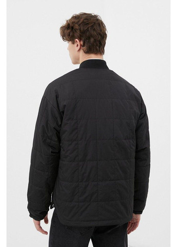 Чорна демісезонна бомбер fab21086-200 Finn Flare