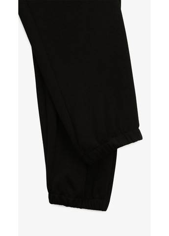 Черные спортивные демисезонные брюки No Brand