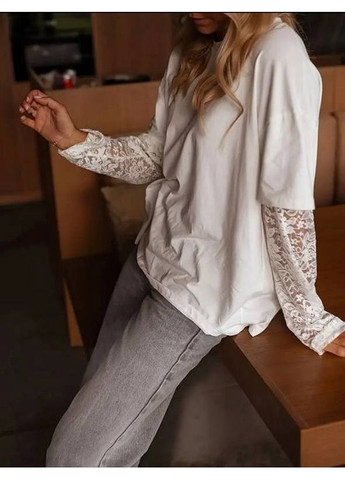 Лонгслів жіночий з гіпюром Style Point (351854811)