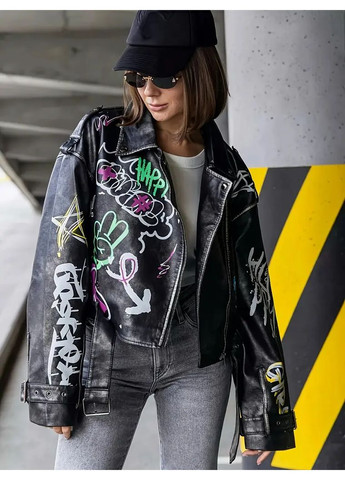 Черная демисезонная женская черная куртка-косуха с яркими надписями из искусственной кожи - xs/s No Brand
