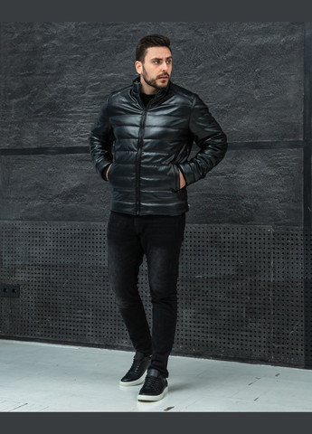Черная демисезонная куртка мужская кожанка демисезон No Brand куртка