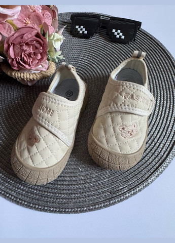 Бежеві всесезонні дитячі кеди з ведмедиком 10778 No Brand