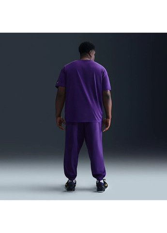 Фіолетова футболка чоловіча kb u nk tee bettermental violet Nike