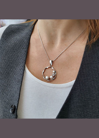 Срібна кругла підвіска Рует з Білою Перлиною срібло 925 проби чорнене 30250п 4.87г No Brand (331769708)