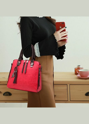 Стильна жіноча сумка з брелоком через плече. Містка сумка з еко шкіри (BRT) Brettani (336552281)