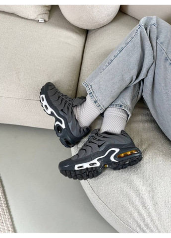 Серые демисезонные кроссовки мужские nike tn dark grey найк аир макс тн плюс No Brand