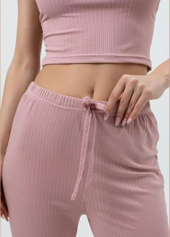 Розовая всесезон женская пижама двойка с топом на тонких бретелях + брюки свободного кроя пижамный комплект в рубчик с кружевной отделкой майка + брюки Cindylove