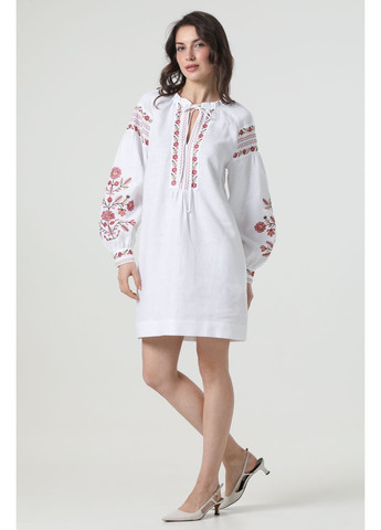 Білий коротка пряма сукня-вишиванка з льону з квітковою вишивкою та поясом ружина., р., код 0497/50/530 ГАЛЕРЕЯ ЛЬОНУ