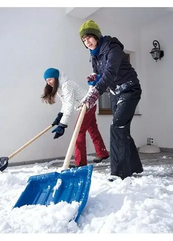 Снігоприбиральна лопата Prosperplast пластик 41х132 см ручка дерево ProDobro (397612920)