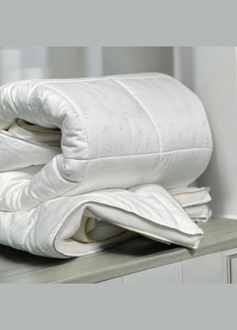 Одеяло Maison D’or Izabella Red Blue жаккардовый сатин 195-215 см белое Maison D'or (322137942)