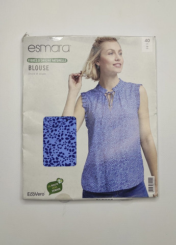 Блакитна блуза жіноча короткий рукав Esmara