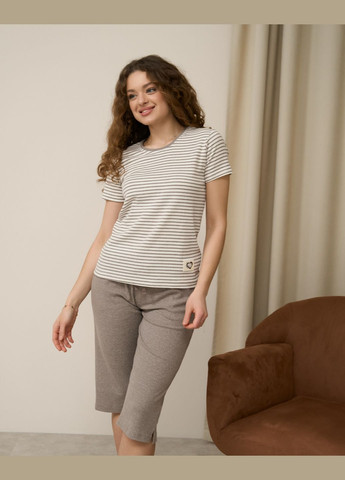 Бежевая пижама женская футболка+бриджи в рубчик полоска размер s, m, l, xl футболка + капри Nicoletta