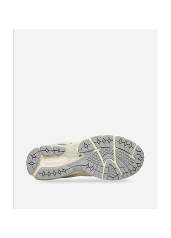 Сірі кросівки чоловічі 2002r sneakers linen grey m2002rek New Balance