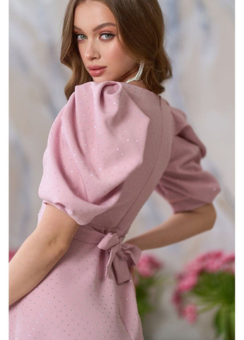 Розовое коктейльное короткое платье со стразами 24118 розовая Tanita-Romario