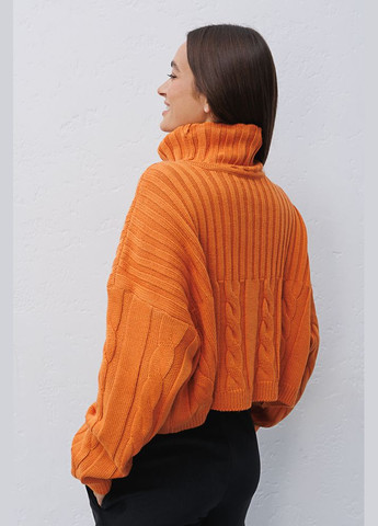 Оранжевый укороченный вязаный свитер темно-оранжевый с косичками Arjen