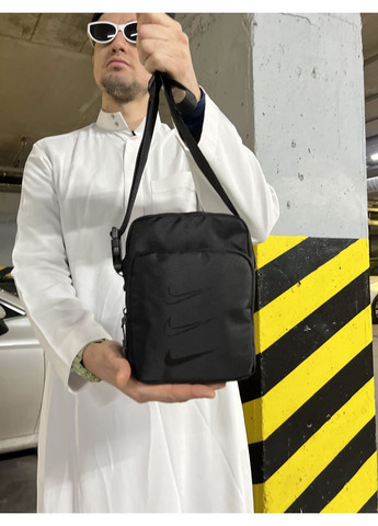 Чорна чоловіча барсетка на ремені - стиль та функціональність No Brand (365592467)