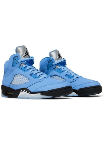 Голубые всесезонные кроссовки air jordan 5 retro unc university blue - dv1310-401 Nike