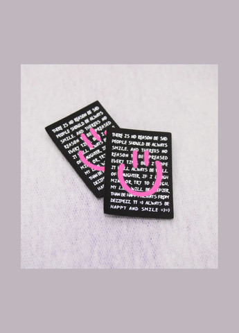 Нашивка "Смайл газета" чорна з рожевим смайлом (3125) No Brand (335811763)