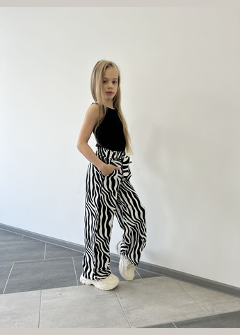 Чорно-білий літній літній костюм двійка для дівчаток 128-164 No Brand