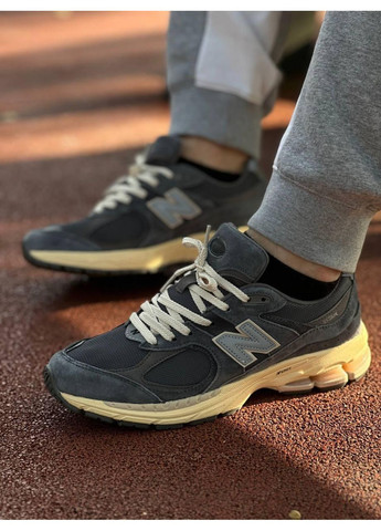 Серые демисезонные кроссовки мужские new balance 2002r grey beige v2 нью беланс 2002r No Brand