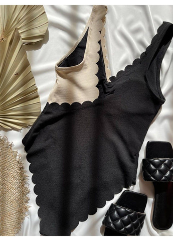 Чорний купальник суцільний tide у рубчик чорний з бежевим майо No Brand