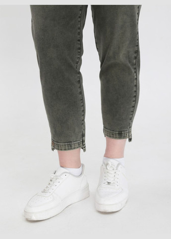 Джинси жіночі зелені МОМ тонкі зі стрейчем MOM CARMITO - (322999542)