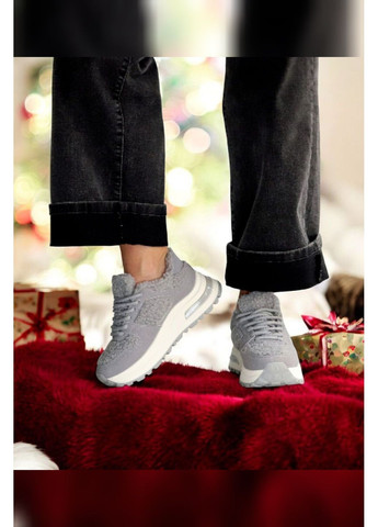 Женские серые кроссовки зимние с мехом тедди тёплые на шнуровке с белой подошвой Viki кросівки серые зима (369339864)