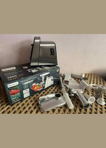 Электрическая мясорубка RB-2271 мясорубка 3 решетки 4 насадки Серый 3000 Вт Rainberg (312475762)