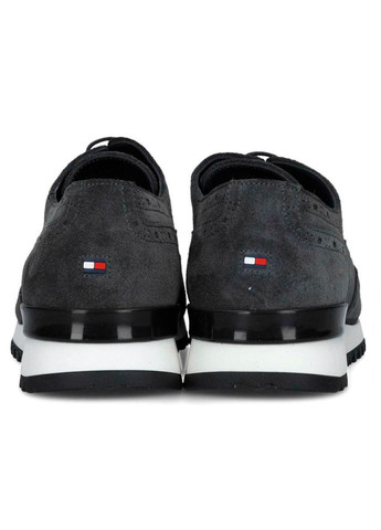 Серые демисезонные мужские замшевые кроссовки Tommy Hilfiger