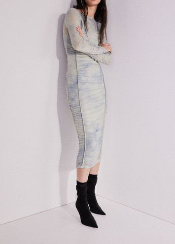 Светло-бежевое кэжуал платье H&M меланжевое