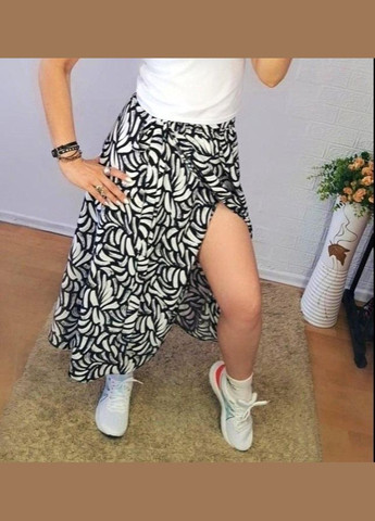 Черно-белая праздничный, коктейльный, повседневная, джинсовая, вечерний, пляжный, кэжуал с абстрактным узором юбка женская на запах, модная, легкая, длина миди, талия на резинке, пояс в комплекте No Brand на запах