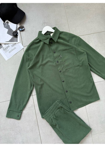 Оливковий (хакі) демісезонний чоловічий костюм з сорочкою, брючний FINO Mode