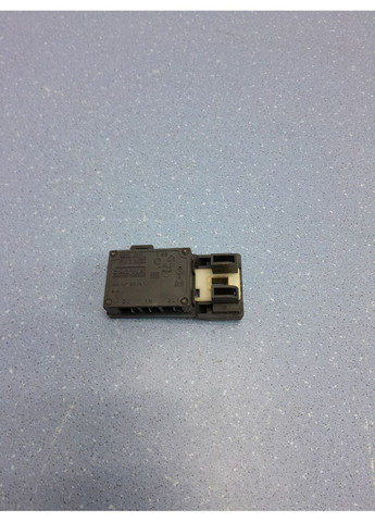 Замок люка для стиральной машины WMV4280 MC20/A1 Bosch (361863661)