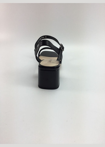 Черные женские босоножки Fabio Monelli с ремешком