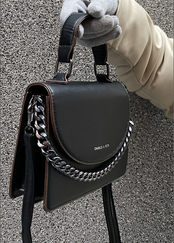 Женская сумка кросс-боди с цепочкой на ремешке черная No Brand (285794905)