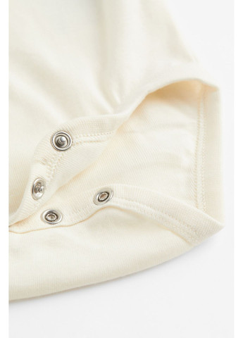 Светло-бежевый костюм боди+штаны H&M