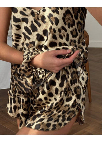 Комбінована всесезон жіноча піжама в леопардовому принті майка, шорти та резиночка для волосся майка + шорти MonCher