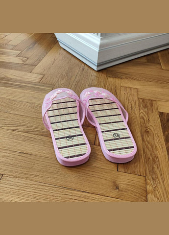 Жіночі тапочки соломка сіточка для дому розміри 36-41 синій рожевий чорний червоний коричневий. No Brand (346085384)