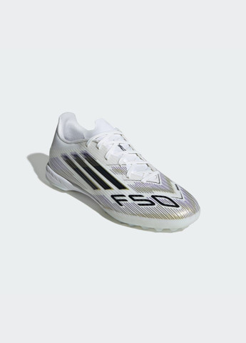 Белые летние бутсы f50 league turf adidas