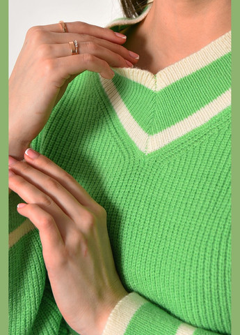 Салатовий зимовий светр жіночий салатового кольору пуловер Let's Shop